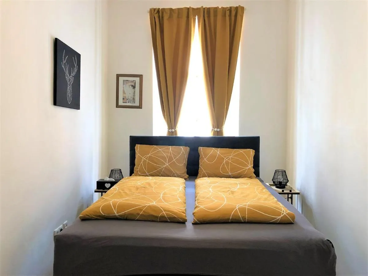 Msq Belvedere Apartment Vienna Austria